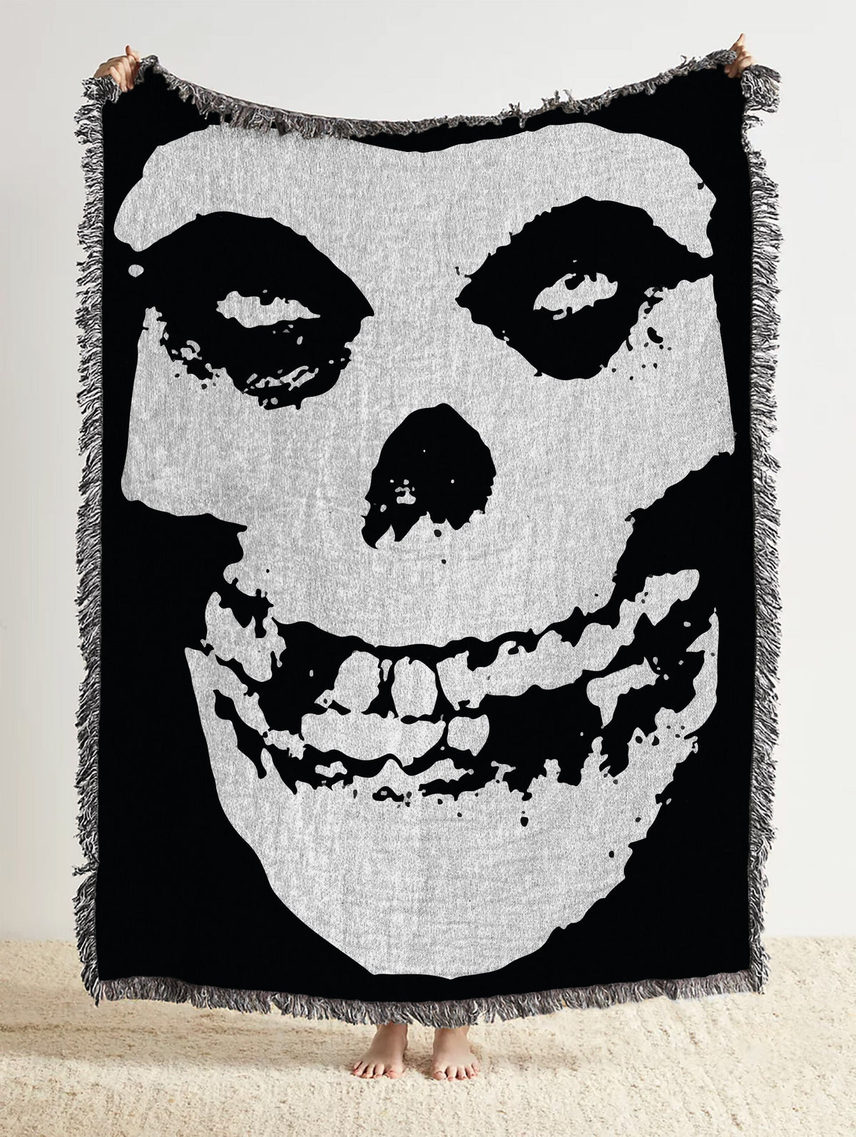 Grunge Skull Woven Throw Blanket