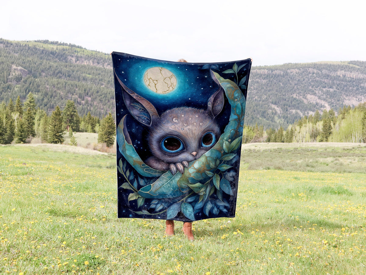 Cute Alien  Throw Blanket