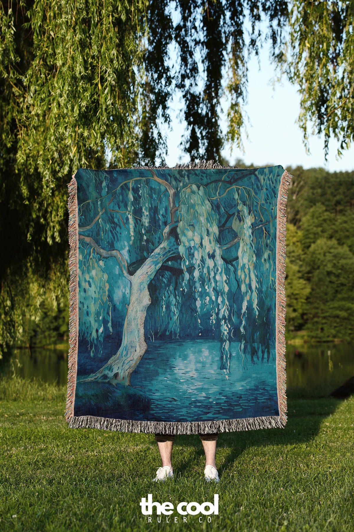 Weeping Willow Tree Throw Blanket