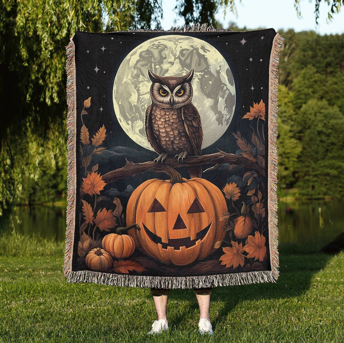 Jack O Lantern Owl Throw Blanket