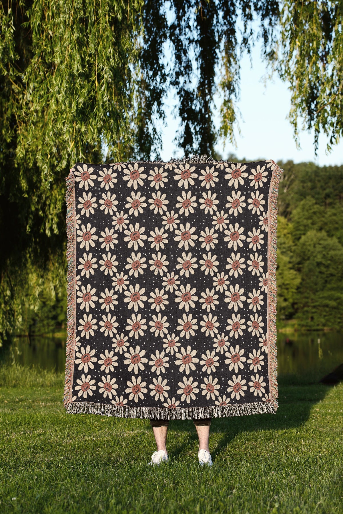 Jack O Lantern Daisy Throw Blanket